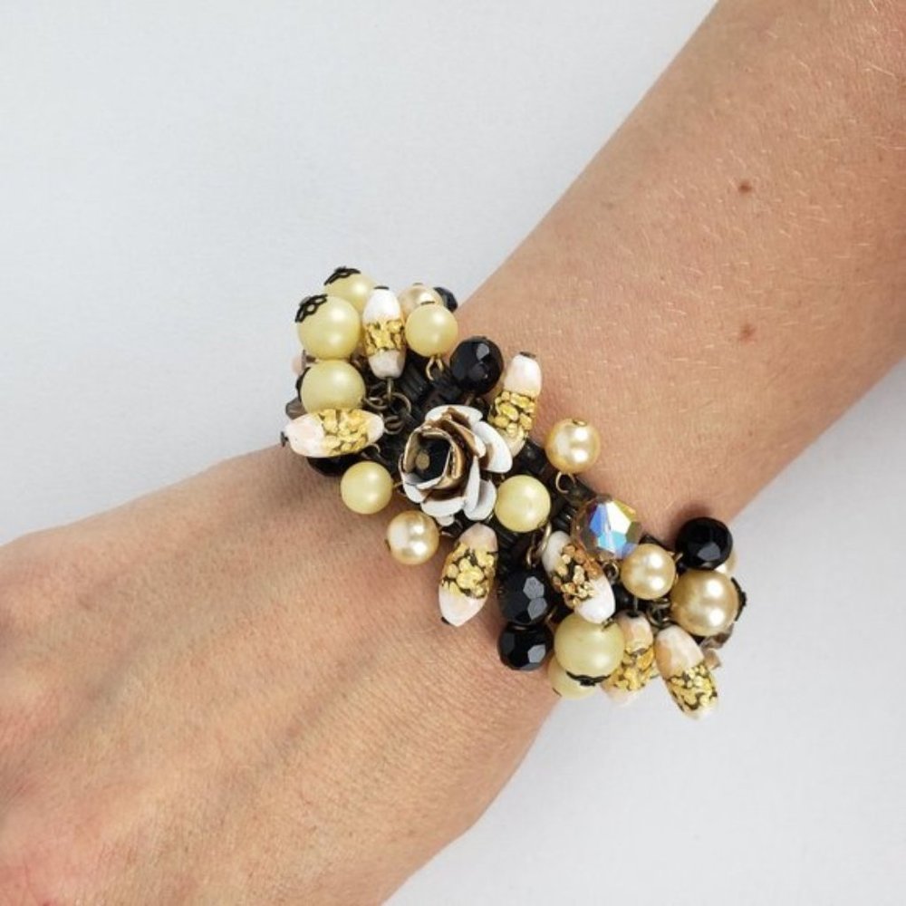 Vintage pink flower faux pearl black beaded link bracelet